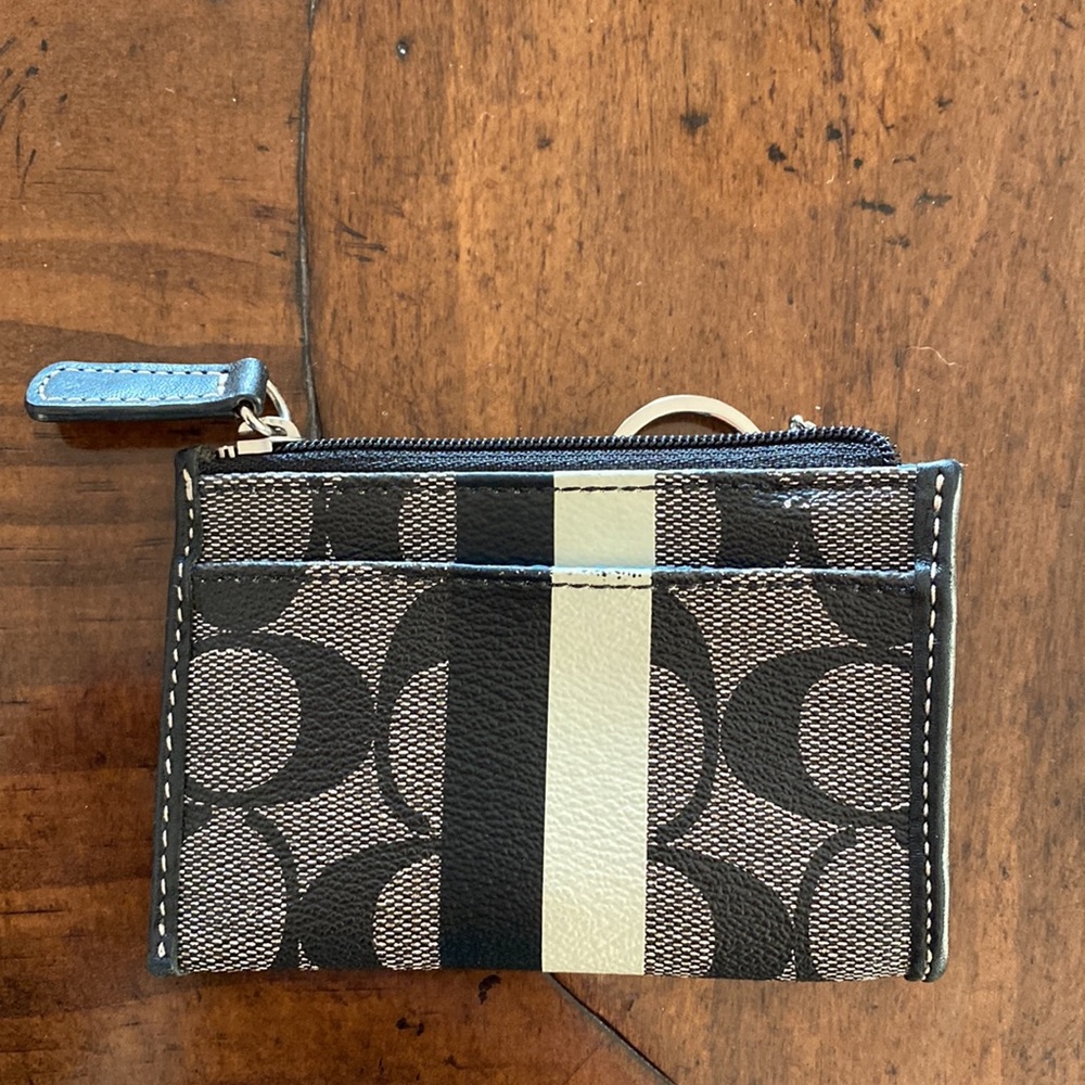 Coach Zip Coin Purse CC Pattern - Picture 2 of 3